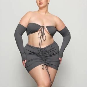 365. SKIMS Recycled Swim Long Sleeve Bikini Top - Gunmetal